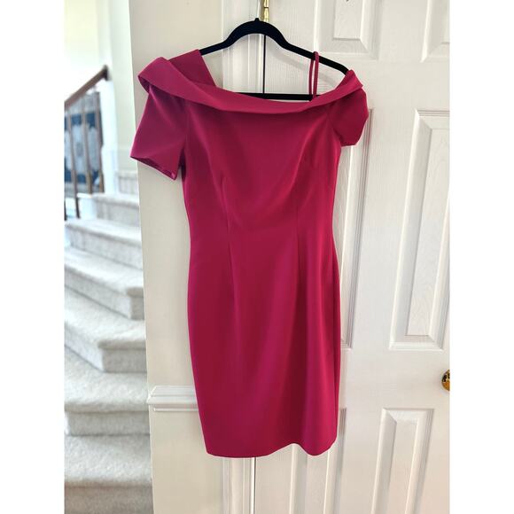 Black Halo Dresses & Skirts - Black Halo Hot Pink Draped Off Shoulder Sheath Dress
